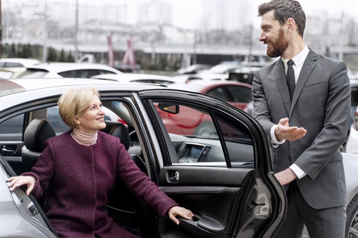 Летищни трансфери по заявка и доставка на автомобил – удобният старт на пътуването с RentExpress.bg